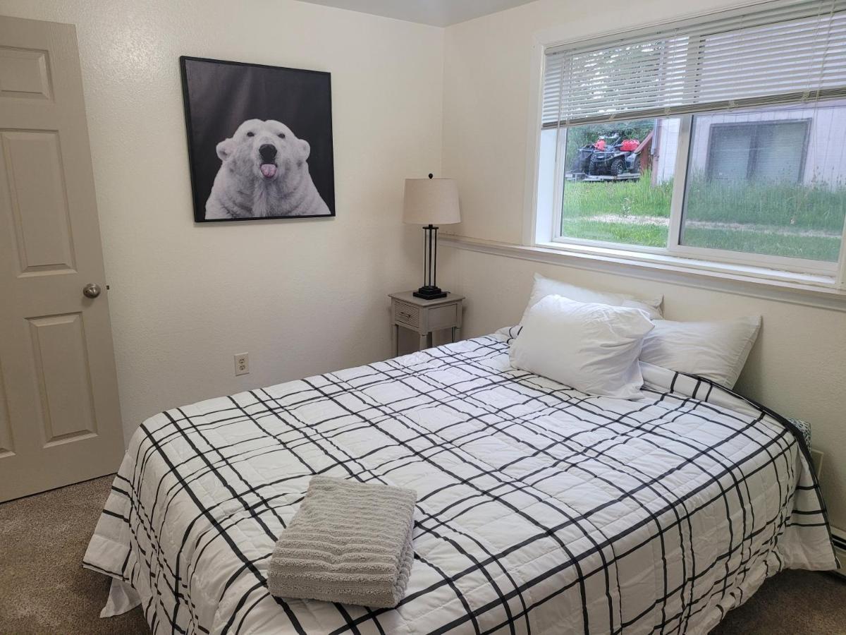 Newly Furnished Relaxing Stay Fairbanks Exteriér fotografie